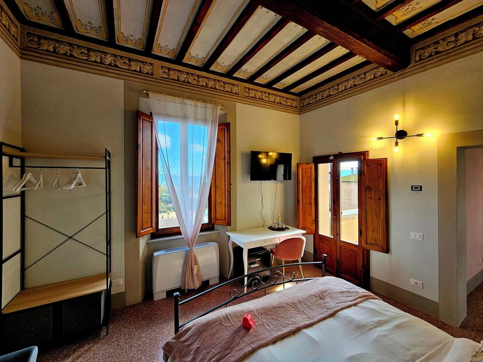 Economy Single Room | Desk, WiFi (free)