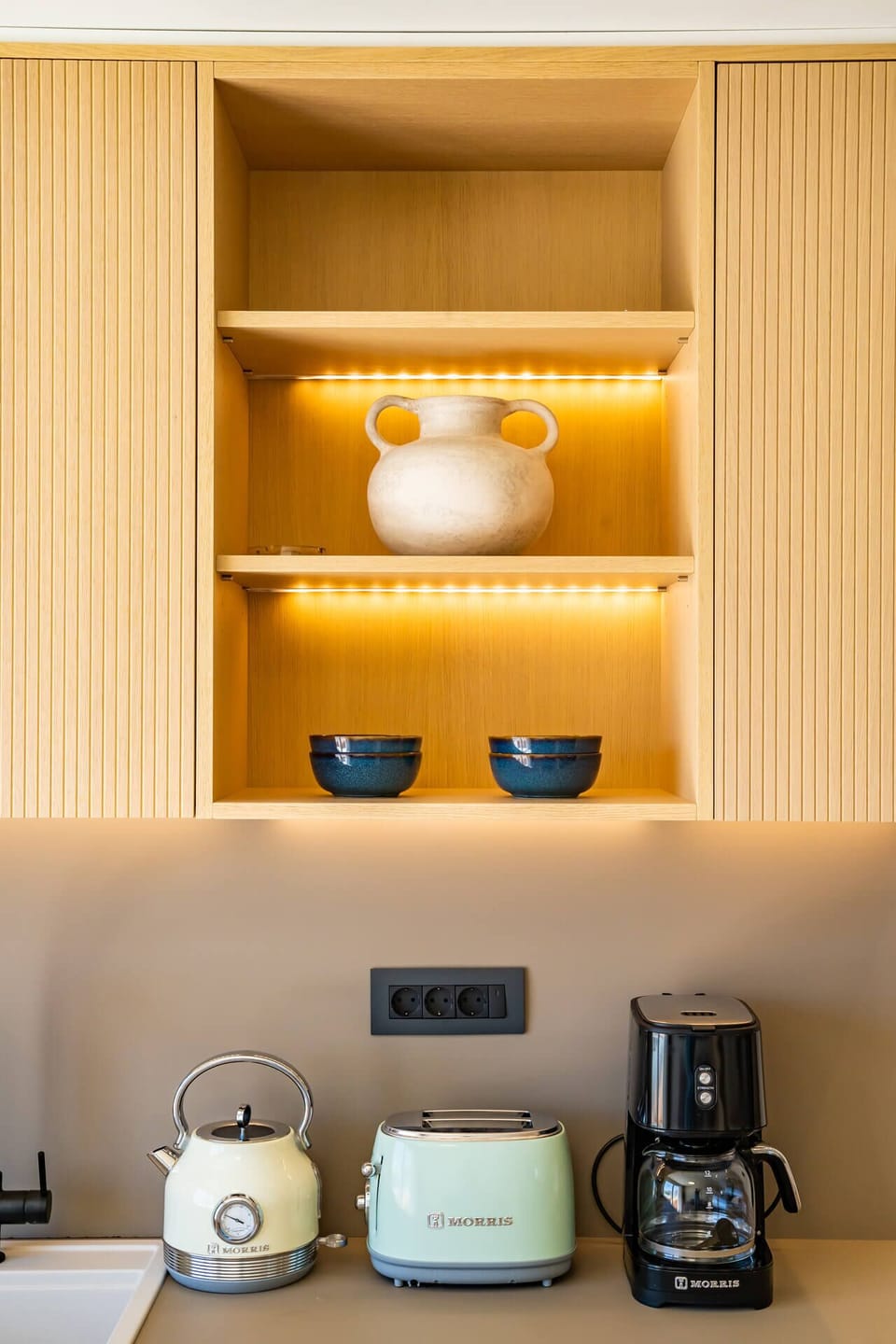 Superior Studio | Private kitchen | Mini-fridge, microwave, stovetop, toaster