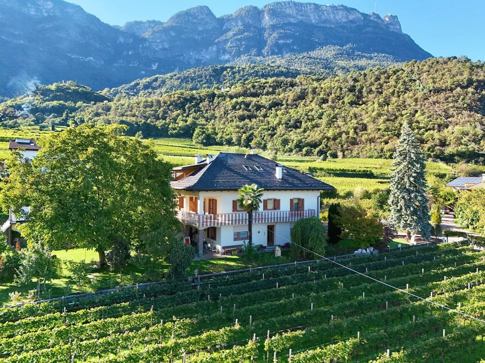 Surrounded by the vineyards of Kaltern