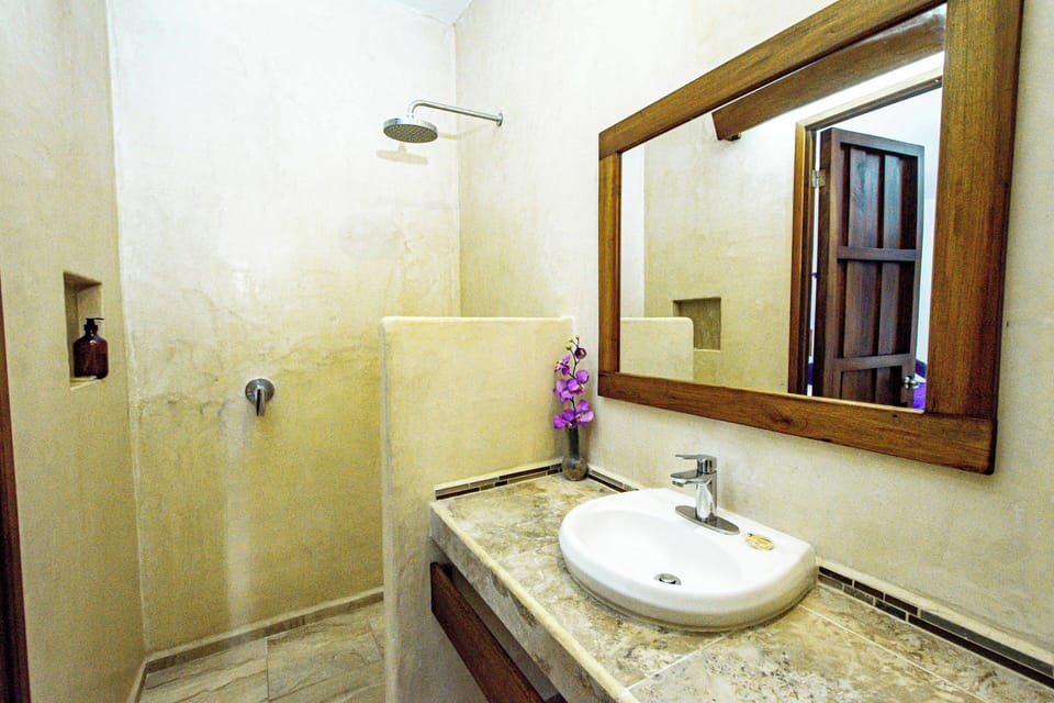 Superior Room, Balcony, Pool View | Bathroom | Shower, soap, shampoo, toilet paper