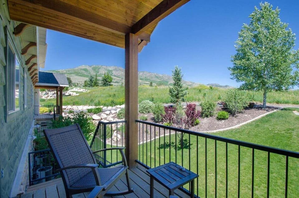 Rear Balcony