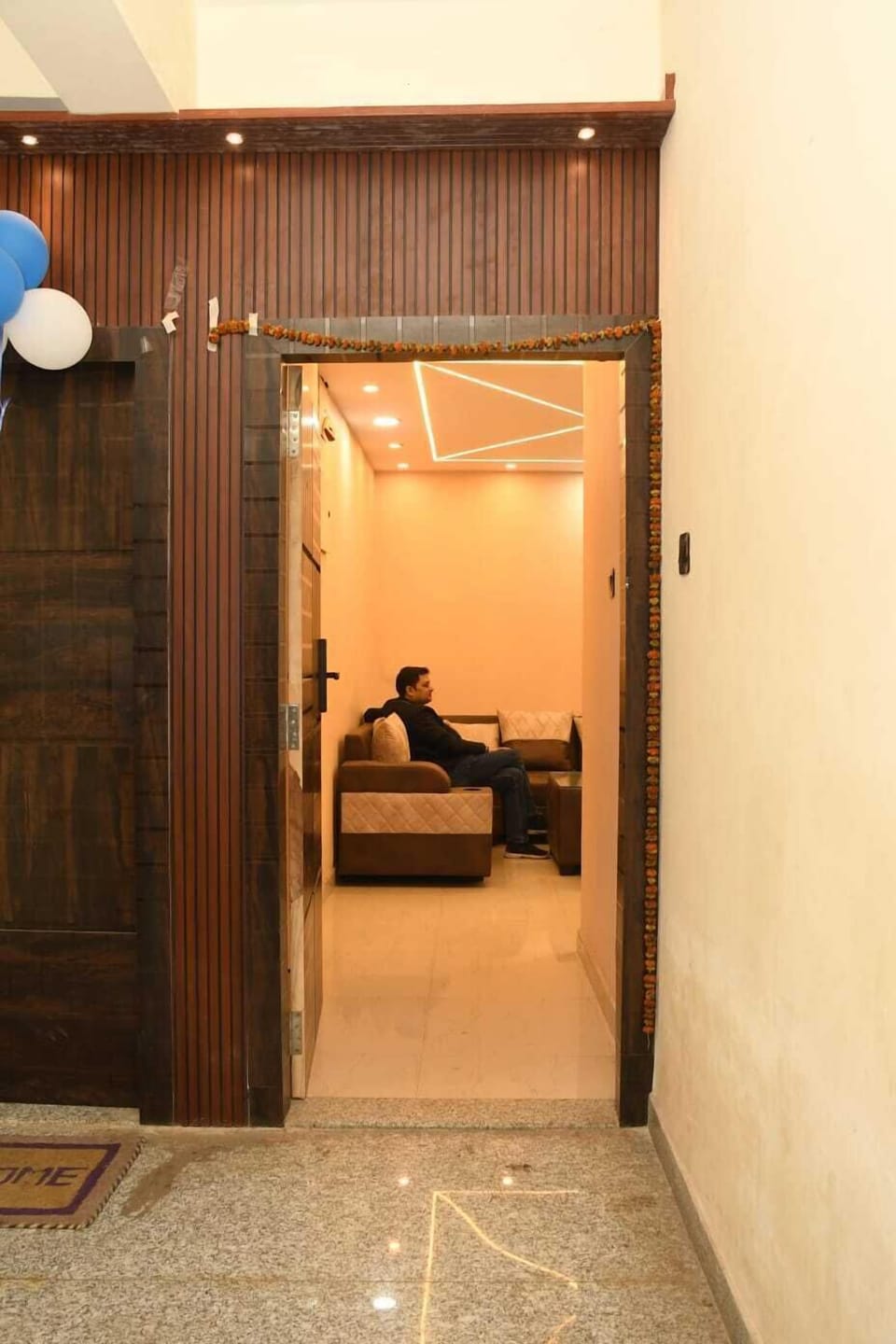 Family Studio Suite, City View | Laptop workspace