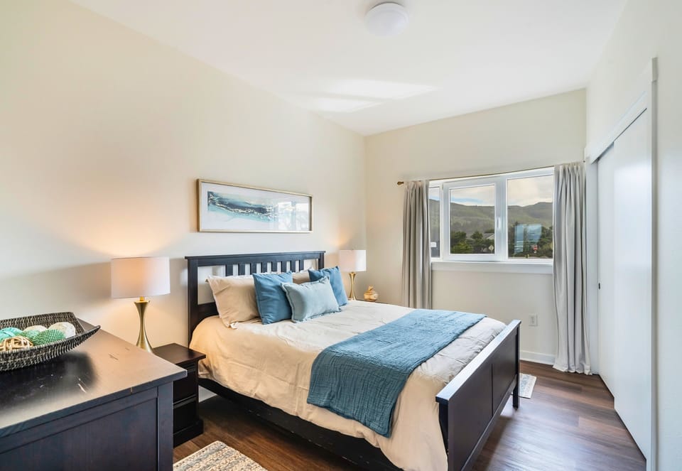 A restful retreat perfect for couples, friends, or families! 