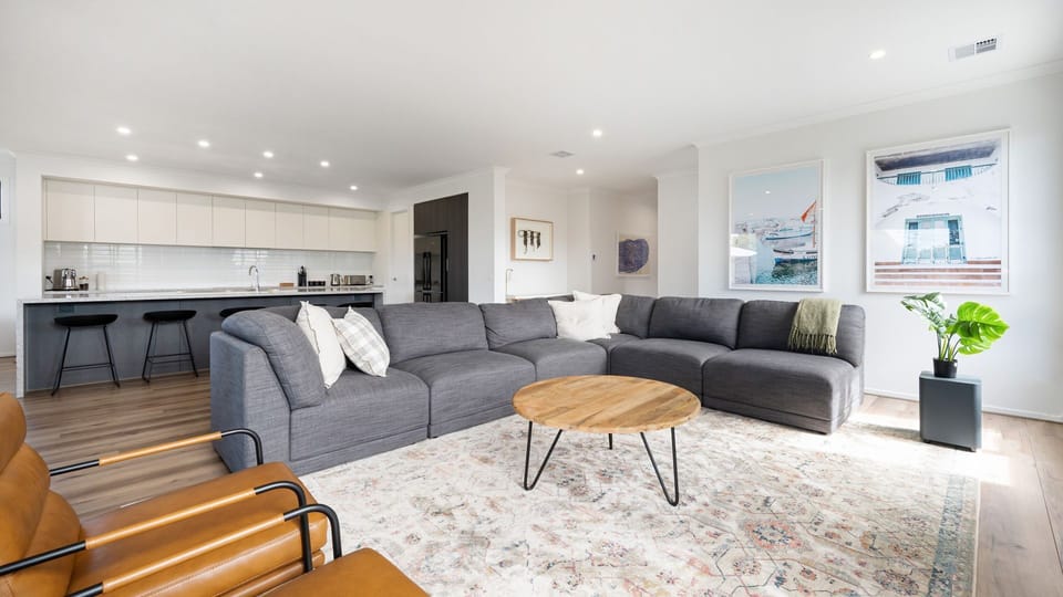 Lounge area with large seating capacity 