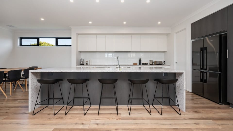 Kitchen counter 