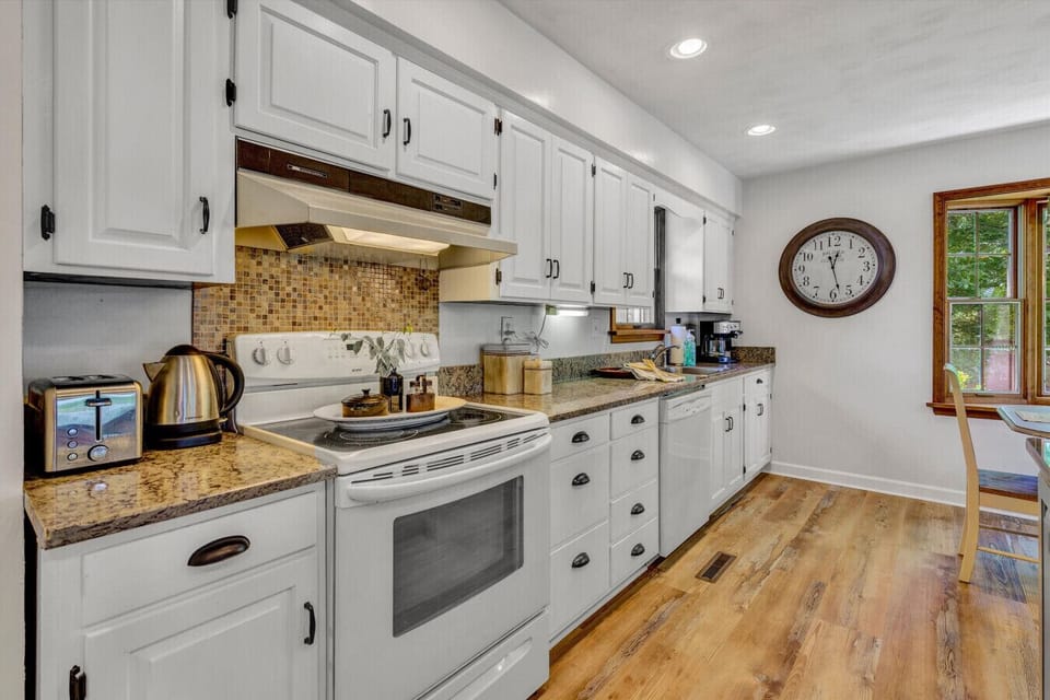 Experience culinary delight with plenty of storage and modern features
