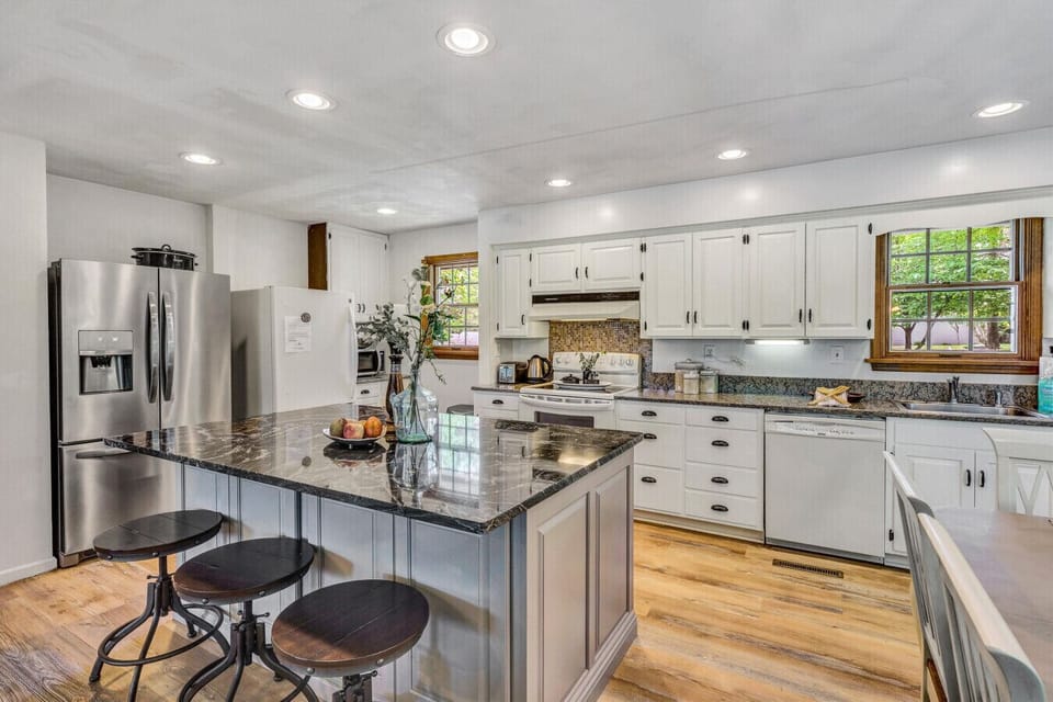 Experience culinary delight with plenty of storage and modern features