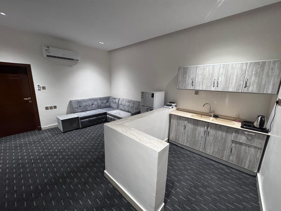 Deluxe Suite | Living area