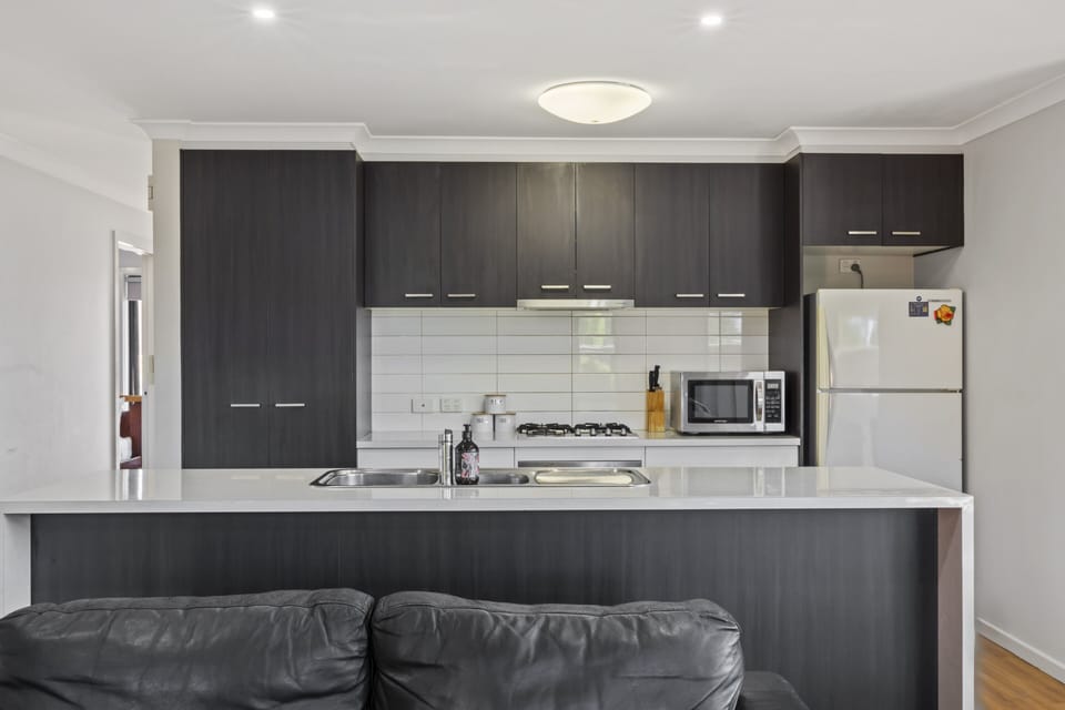 Kitchen (2)