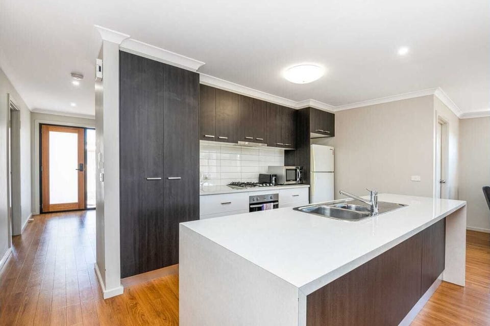 Kitchen (1)