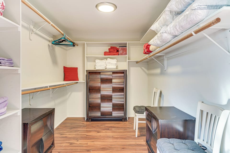 Walk-In Closet