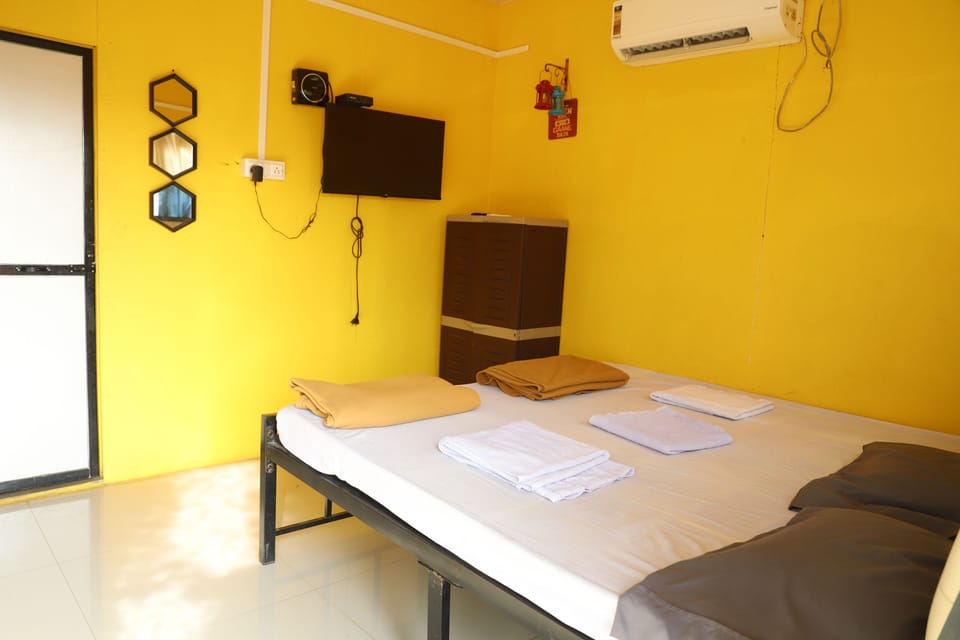 Standard Double or Twin Room, Mountain View
