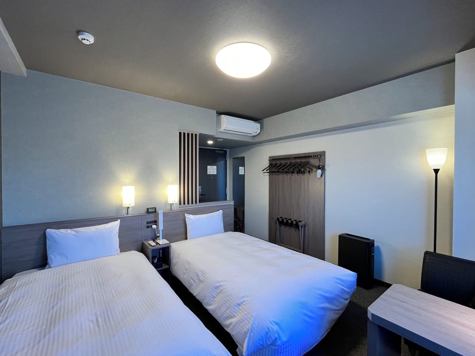 Twin Room, Non Smoking | Desk, laptop workspace, iron/ironing board (on request), WiFi (free)