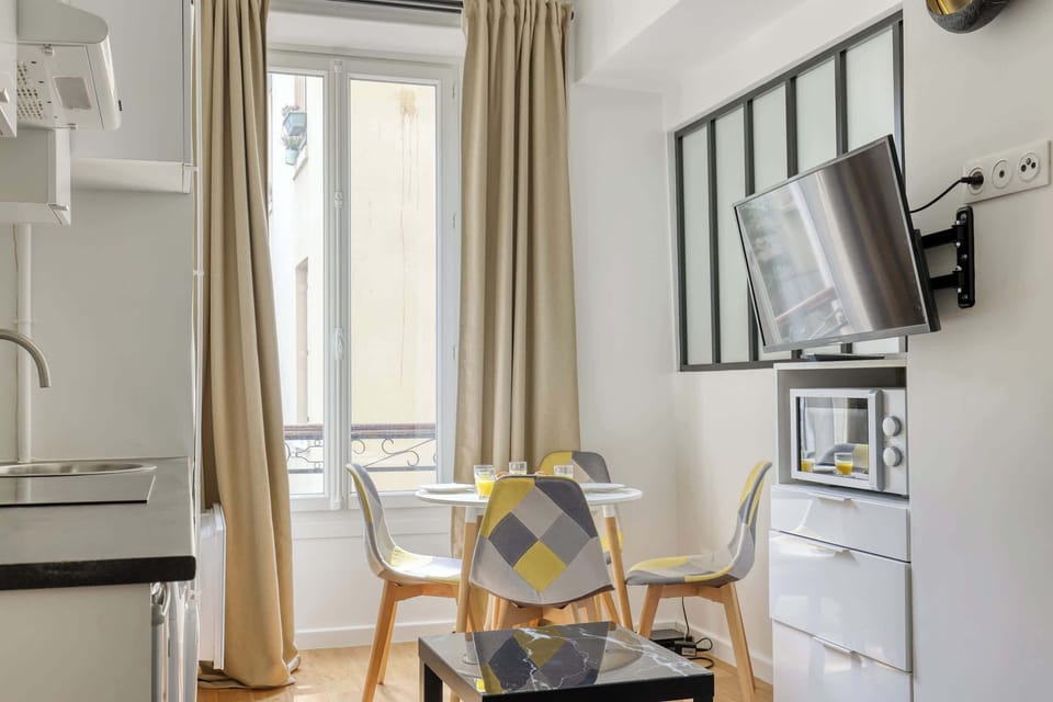 Living Room - Dining Area