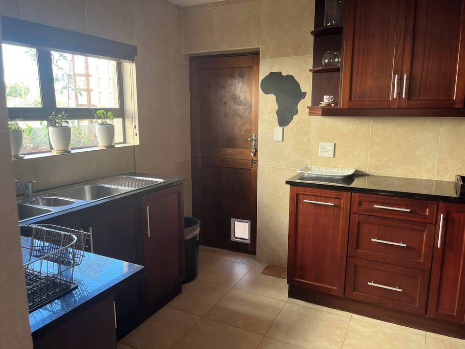House, 3 Bedrooms, Smoking, Private Pool | Interior