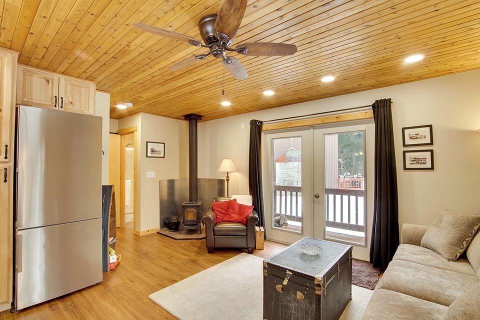 House (1 Bedroom) | Interior