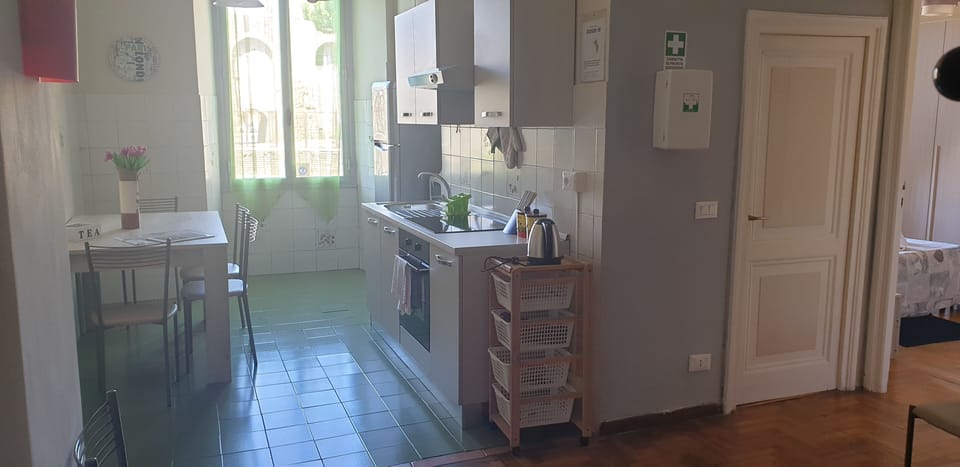 Apartment, City View | Private kitchen | Toaster