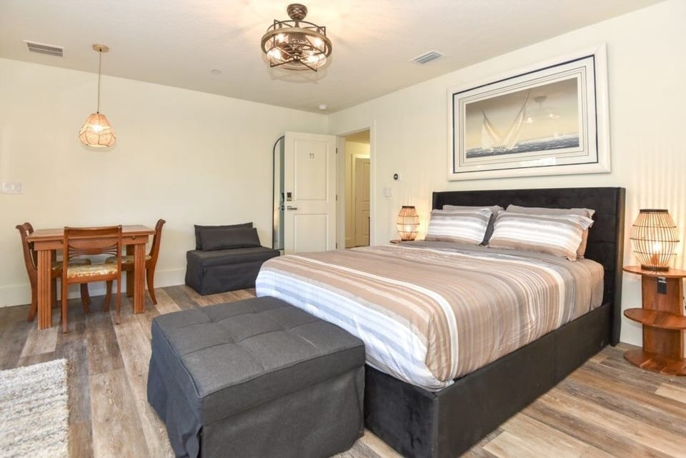 House, Multiple Bedrooms | 8 bedrooms, free WiFi