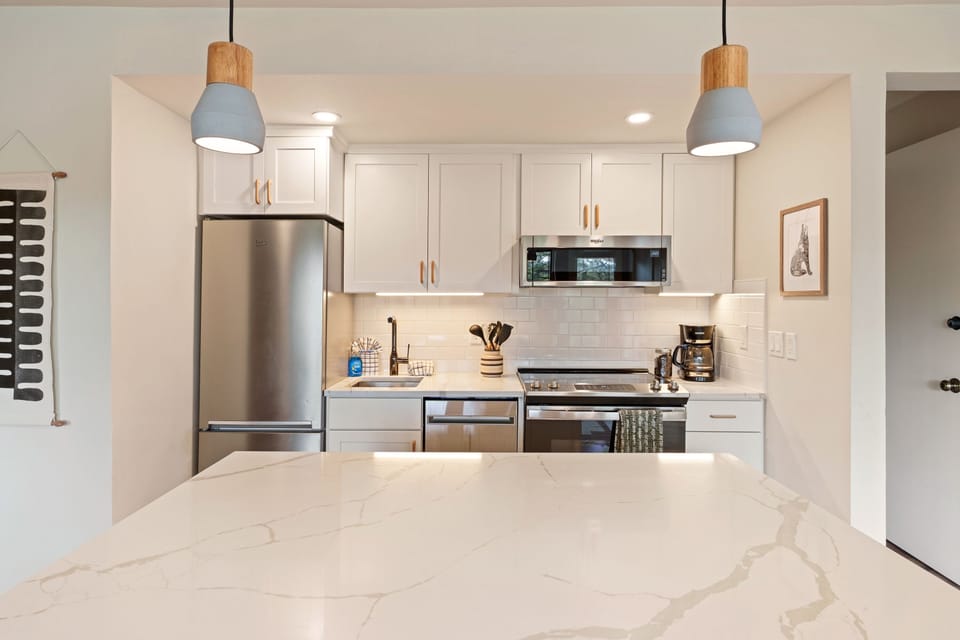Condo, 1 Bedroom | Private kitchen | Coffee/tea maker, fridge, oven, toaster