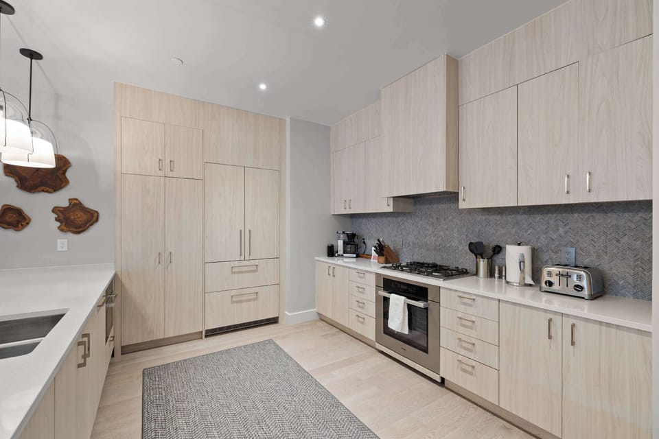 Kitchen | McHenry Canyon Haven in Deer Valley, Utah by Luxus Vacation Properties