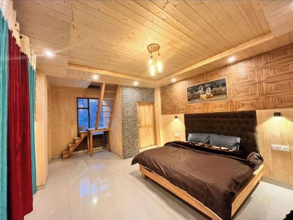 Deluxe Twin Room, Balcony, Mountain View | Free WiFi