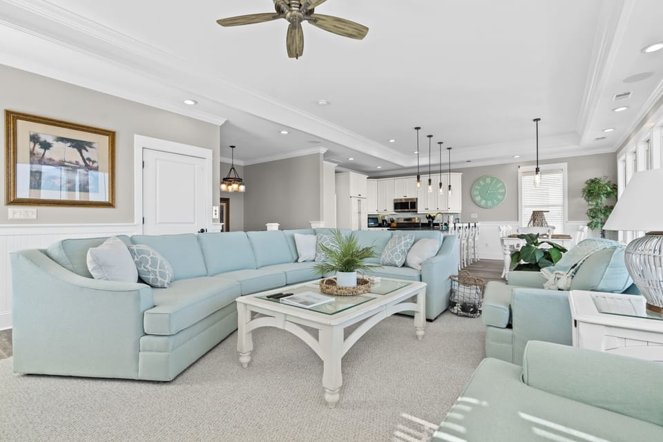 Living Area- 2nd Floor