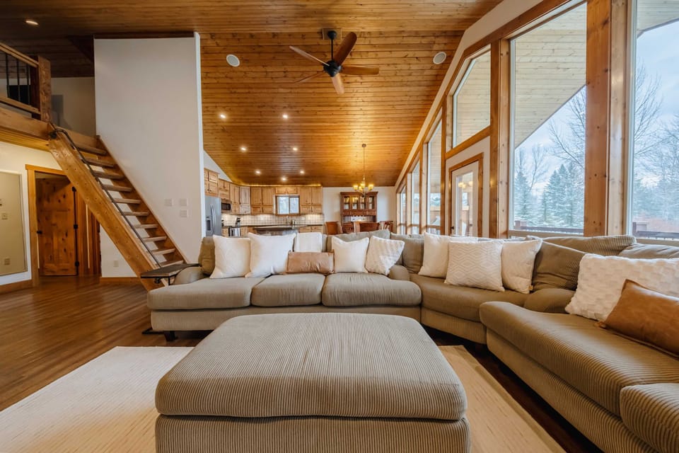 Unwind and relax in the open living space 
