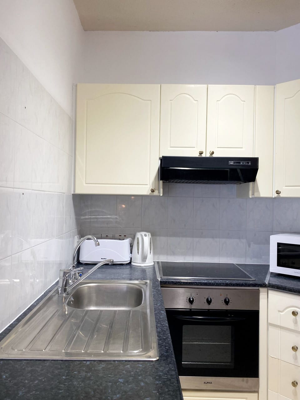House | 1 bedroom