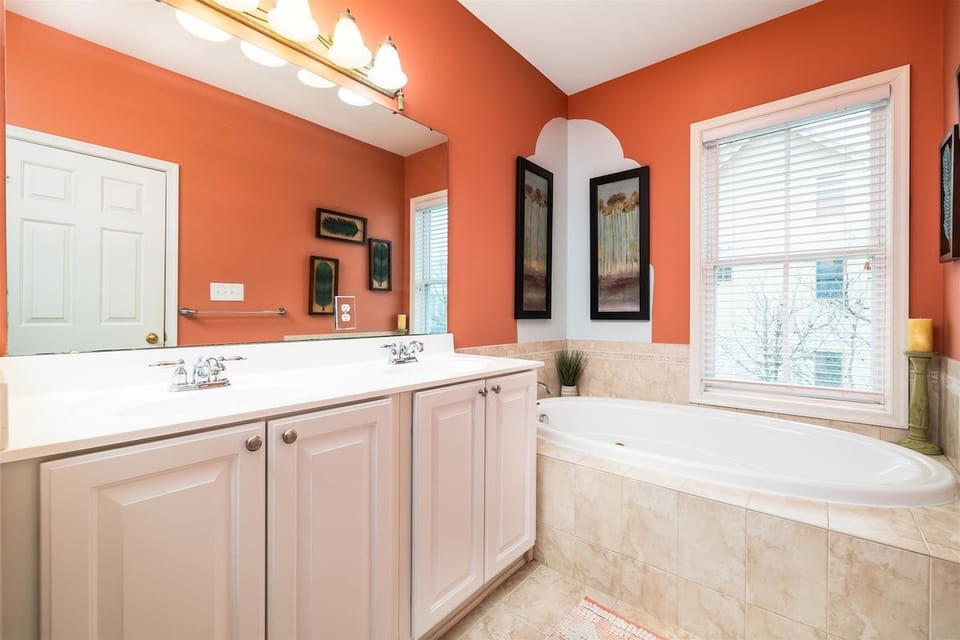 Sunset Island 26 Beach Side Drive Master Bathroom