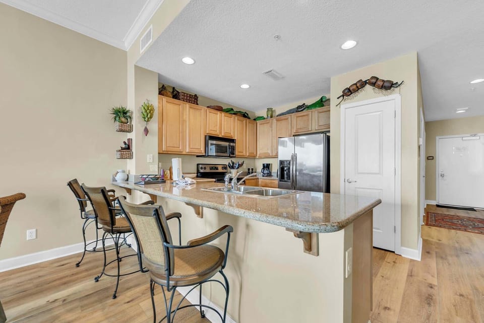 Additional seating at the breakfast bar