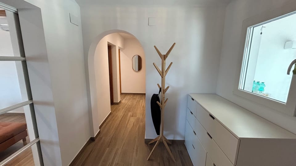 Xabia Hallway