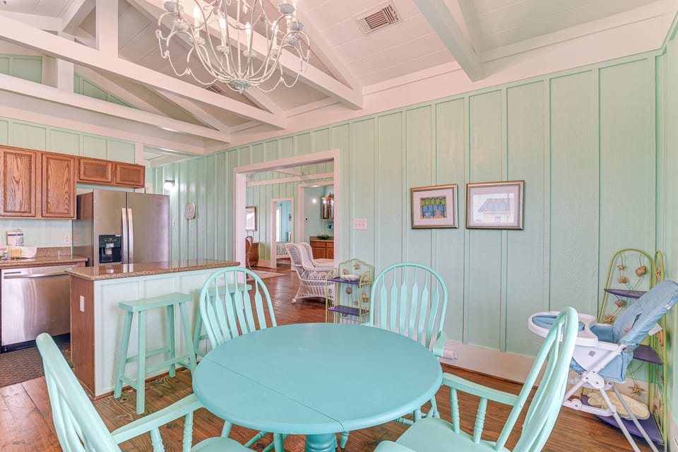 Dining Area | 2nd Floor | Dishware/Flatware