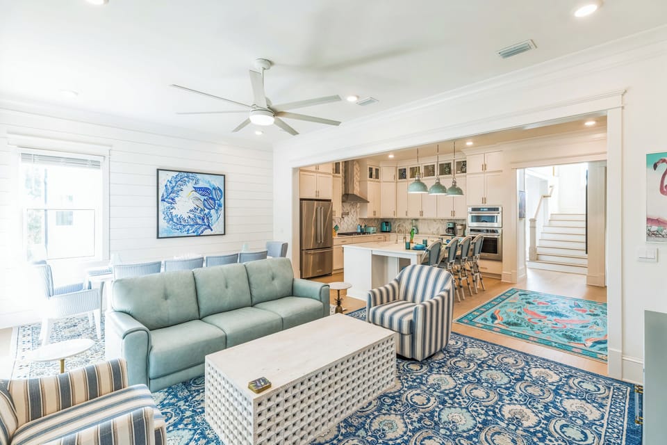 Great room of Blue Water Paradise!  Lots of light all over!
