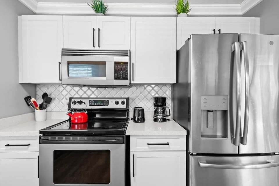 Gorgeous stainless steel appliances. 