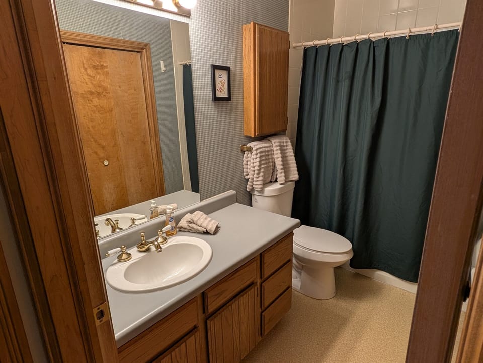 Bathroom/Laundry