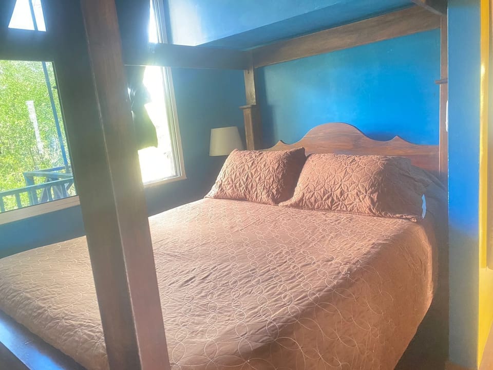 Economy Suite, River View | Desk, laptop workspace, iron/ironing board, WiFi (free)
