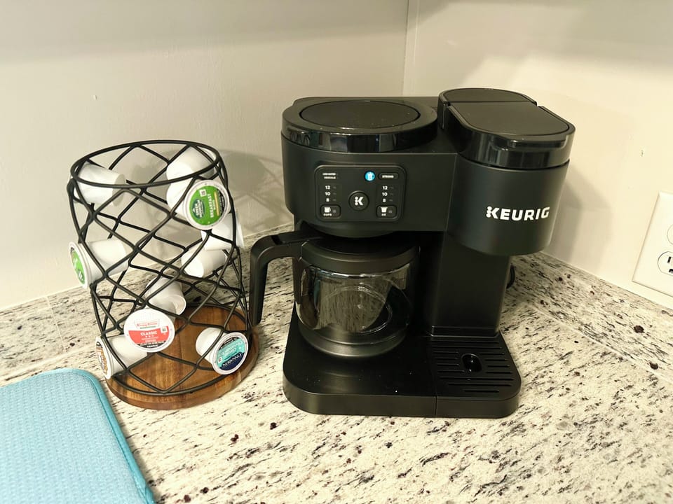 Keurig Duo - Pods or Regular Grounds
