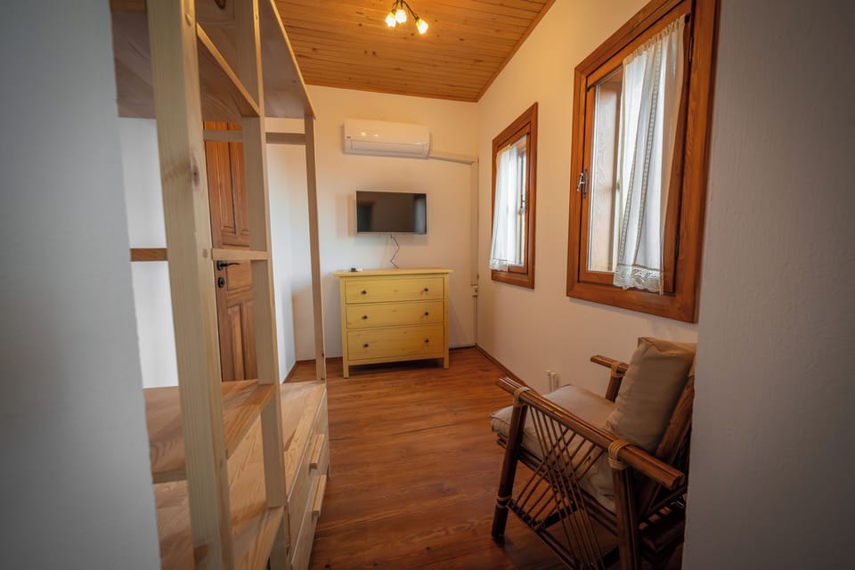 Family Double Room, Mountain View