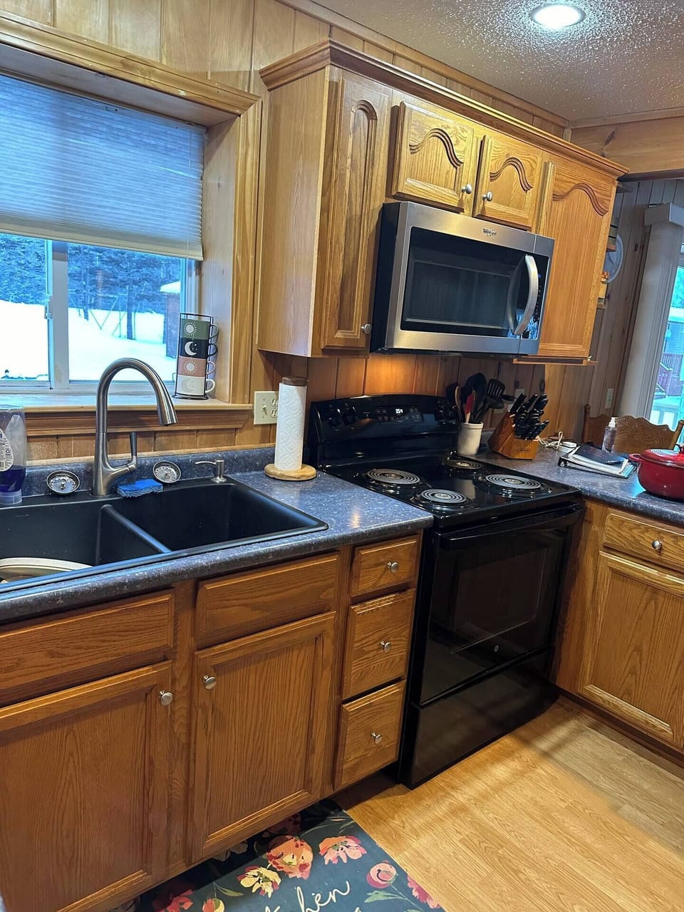 Full Kitchen new appliances