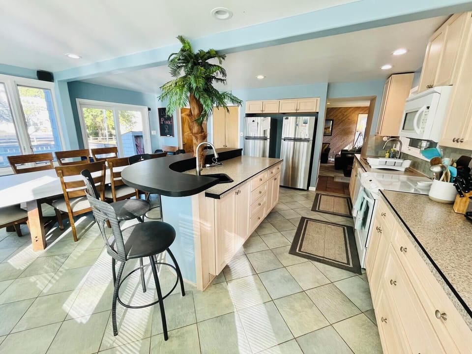 House, Multiple Beds, Kitchen, Garden View | Private kitchen | Coffee/tea maker