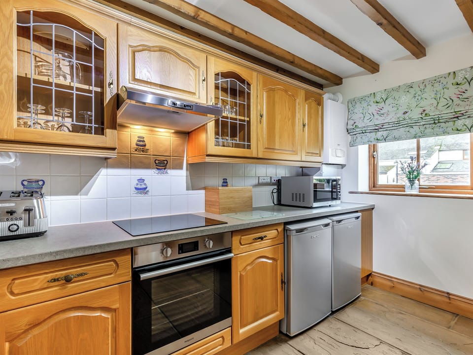 Kitchen | Barley Store - Dickinson Place Holiday Cottages, Allonby