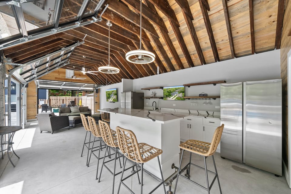 Pool house off the hot tub pool area