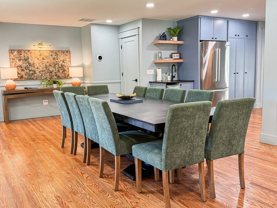 Dining Table | Seats 12