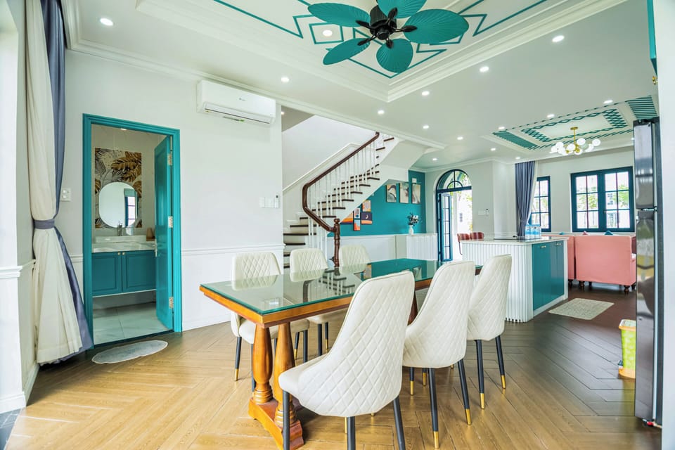 Luxury Villa, Garden View | Living area | 55-inch LED TV with cable channels, streaming services