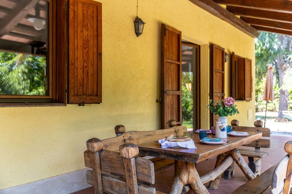 Balcony / Terrace / Patio