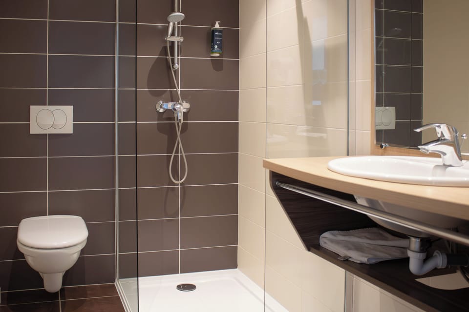 Free toiletries, hair dryer, towels