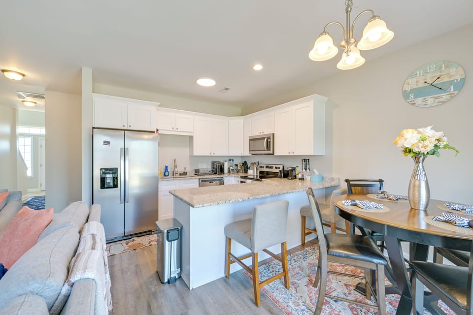 Kitchen | Dining Area | Cooking Basics