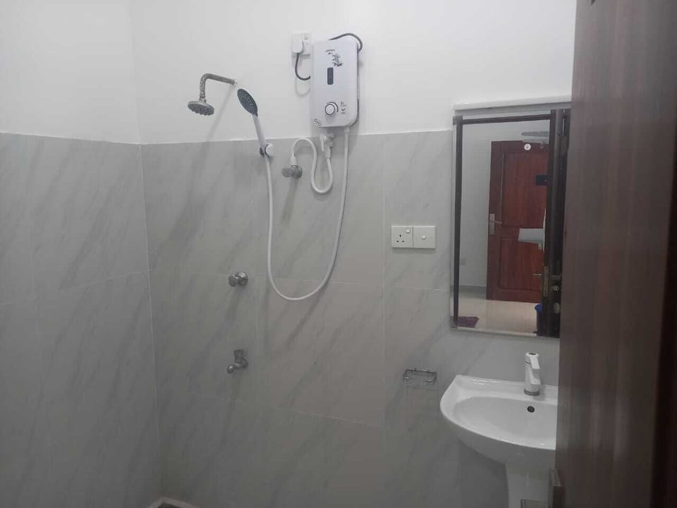 Shower, towels, soap