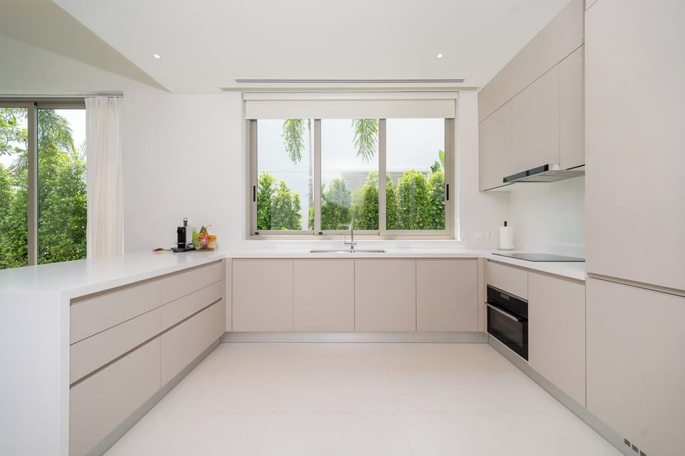 Signature Villa, 3 Bedrooms, Non Smoking, Private Pool | Private kitchen | Fridge, oven, stovetop, dishwasher