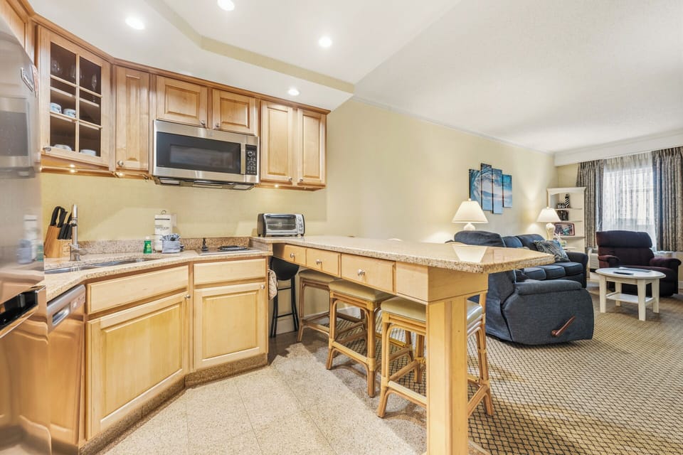 Full Kitchen